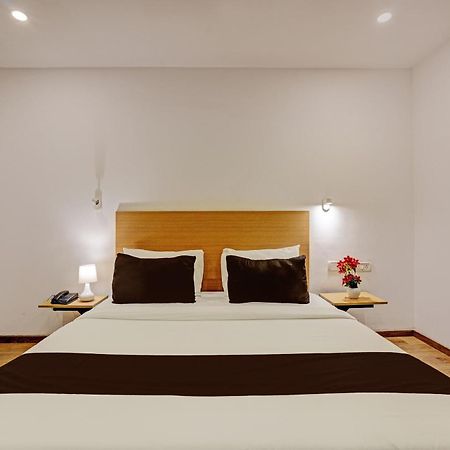 Hotel Qubic Near Igi Delhi Airport 新德里 外观 照片