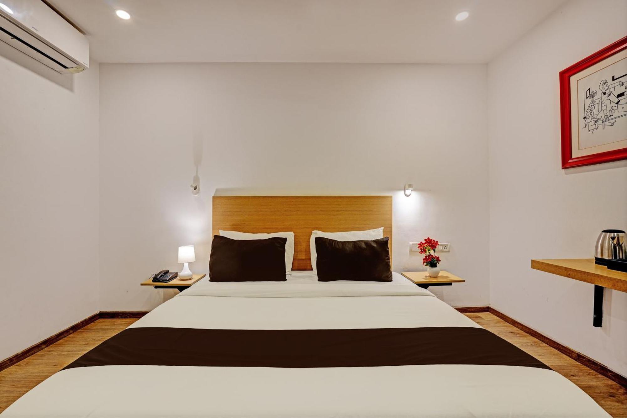 Hotel Qubic Near Igi Delhi Airport 新德里 外观 照片